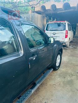 نیسان ئێکستێرا